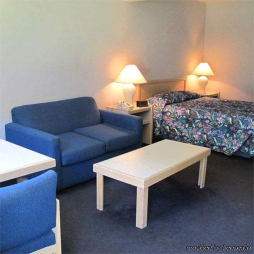 Valley Oaks Inn Уудланд Екстериор снимка